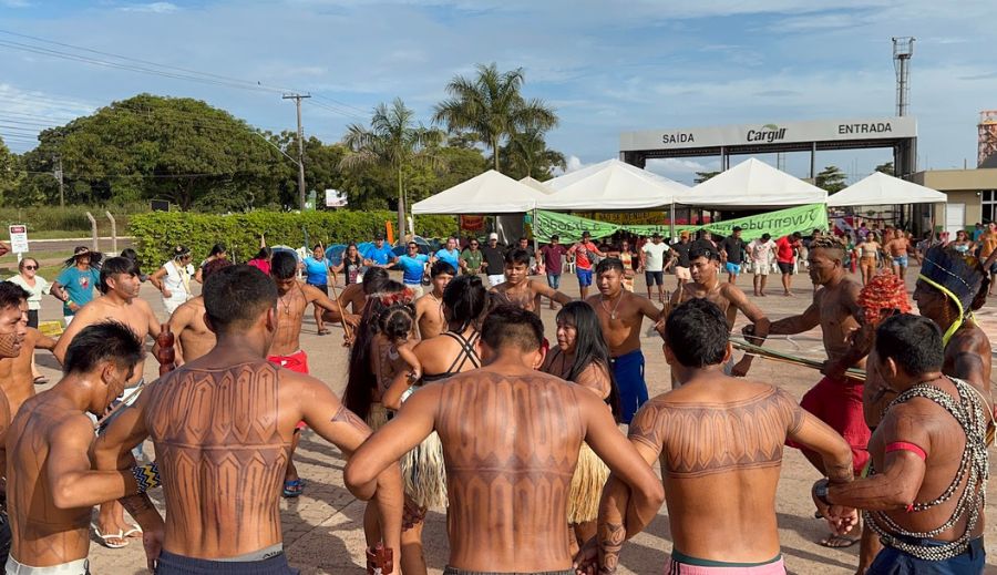 Quando rios e comunidades reagem: leis na Bolívia e protestos no Brasil reivindicam proteção de rios na Amazônia
